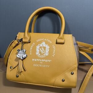 Harry Potter Purse Handbag Hufflepuff House Patience Dedication Loyalty Hogwarts